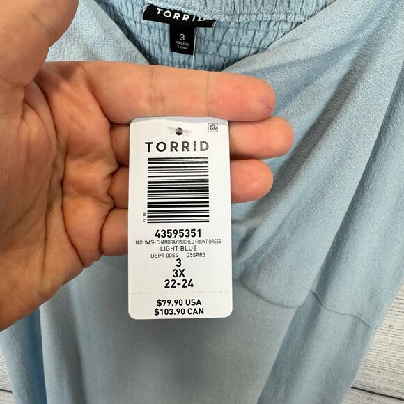 Torrid Plus Size Light Blue Chambray Ruched Front Cut Out Midi Dress Size 3X - Picture 5 of 8